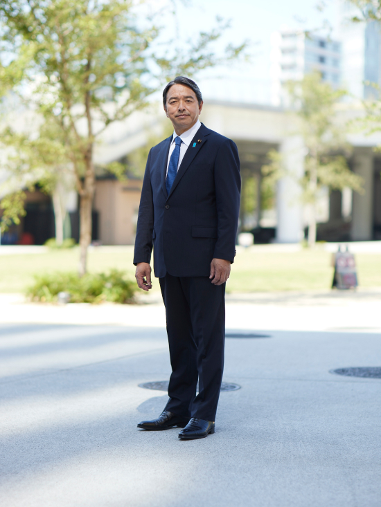 榛葉賀津也